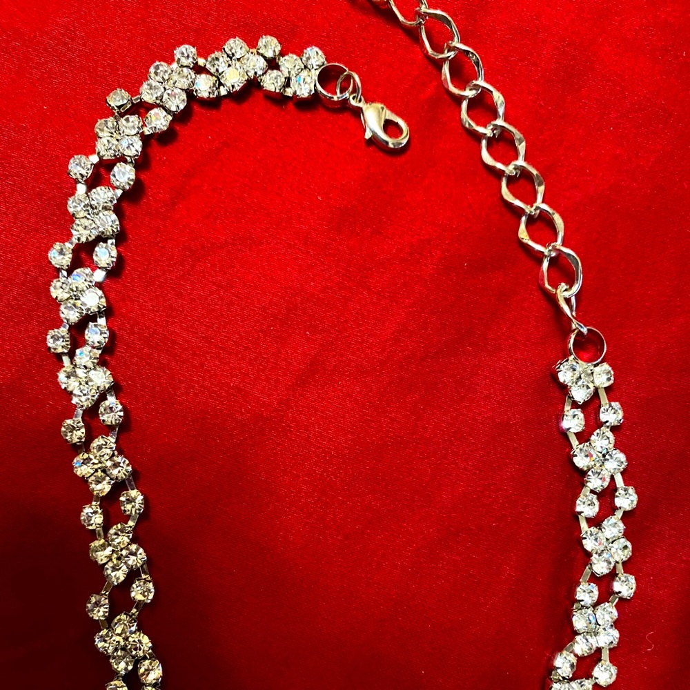 Choker - Picture 2 of 2